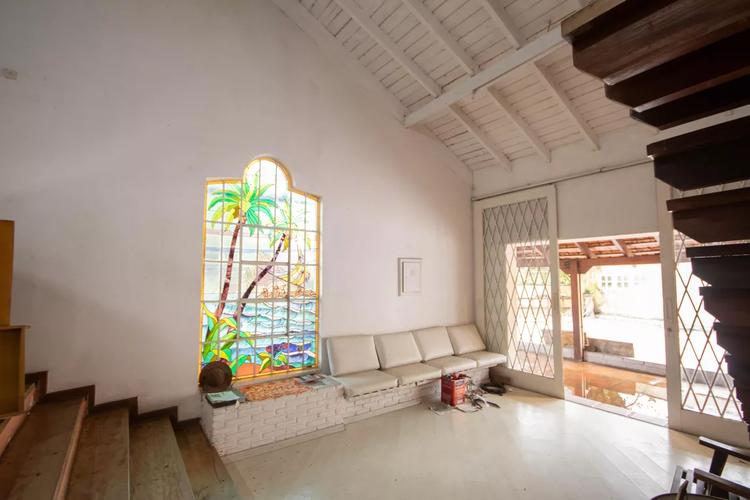 listing-img
