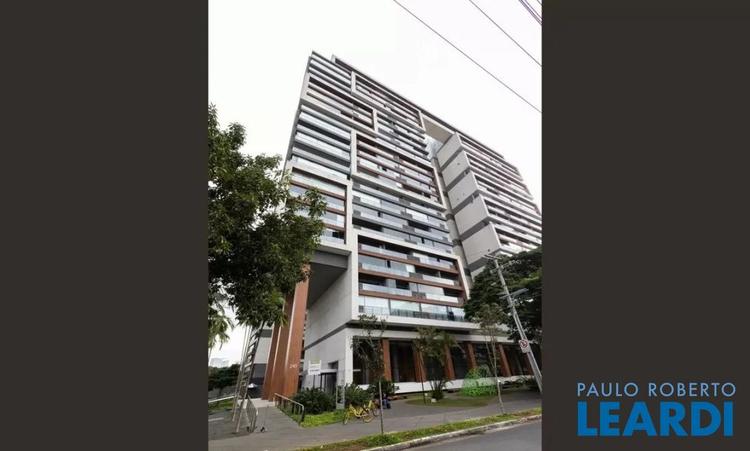 listing-img