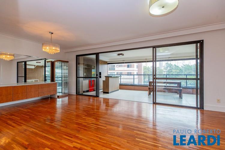 listing-img