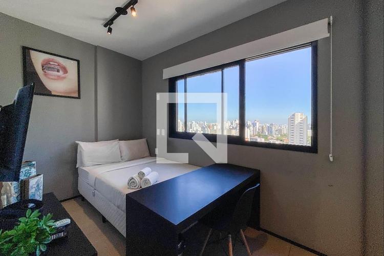 listing-img