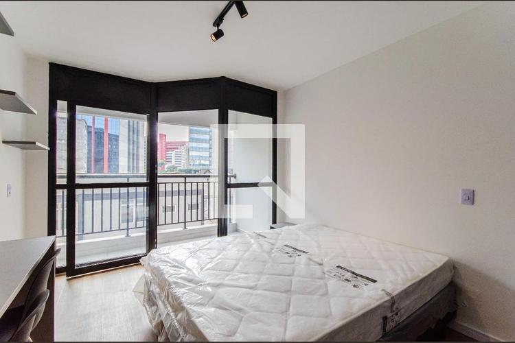 listing-img