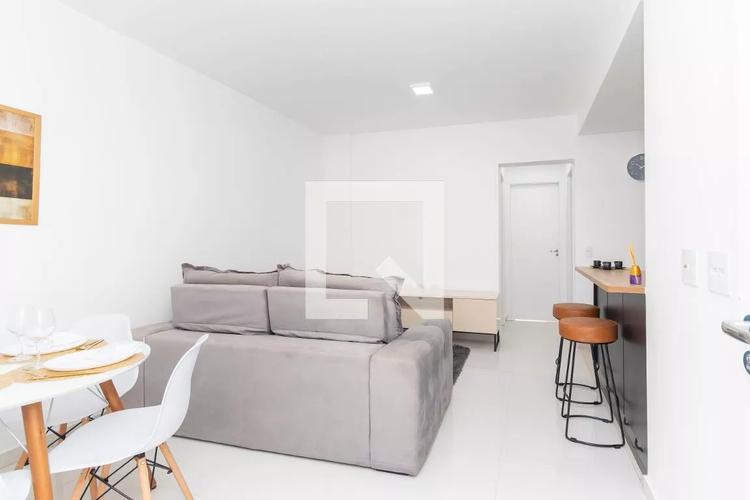 listing-img