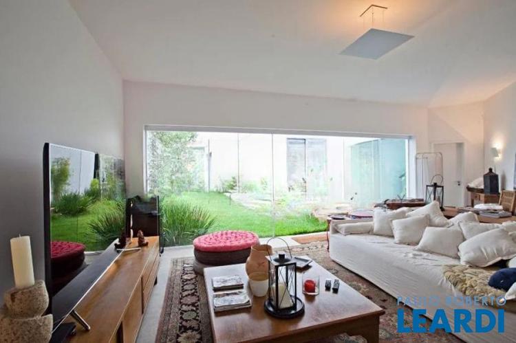 listing-img