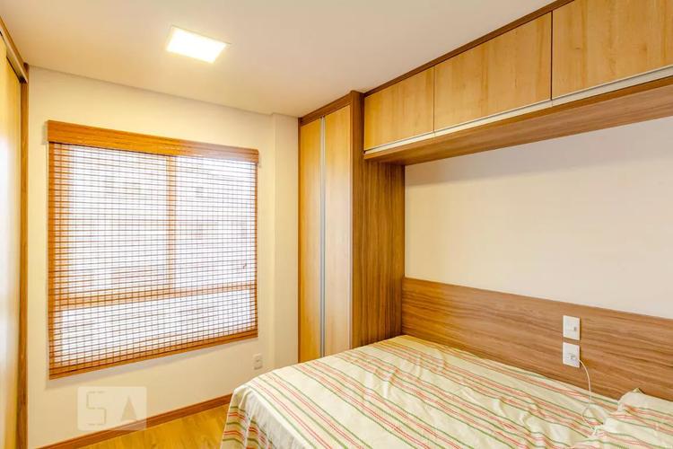 listing-img