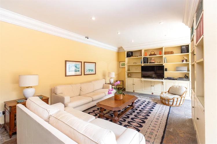 listing-img