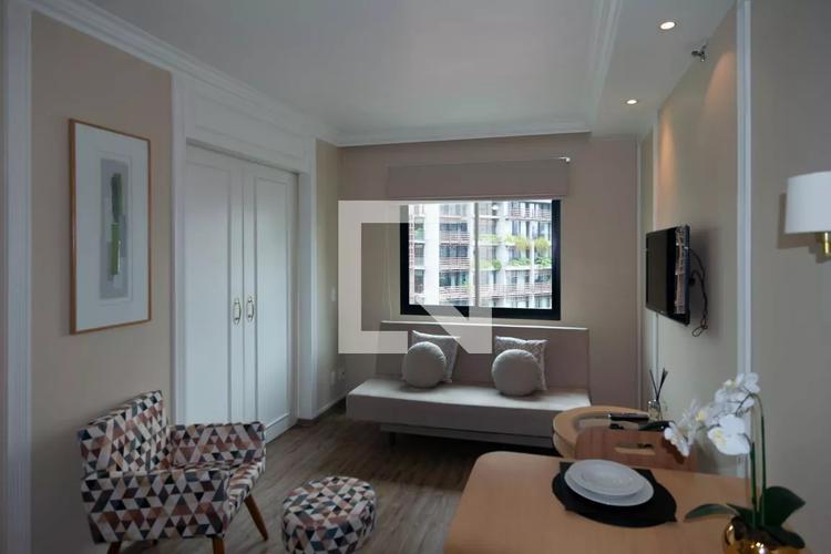 listing-img