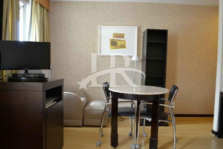 listing-img