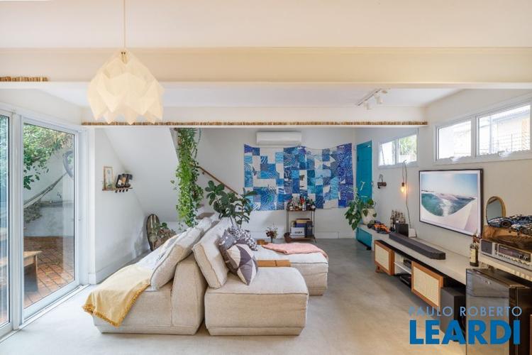 listing-img