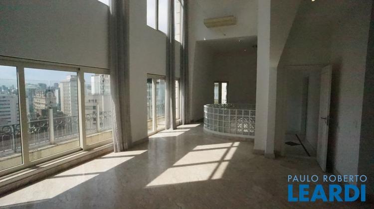 listing-img