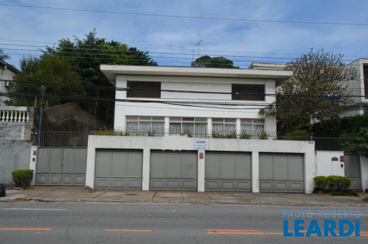 listing-img