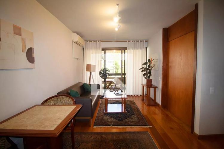 listing-img