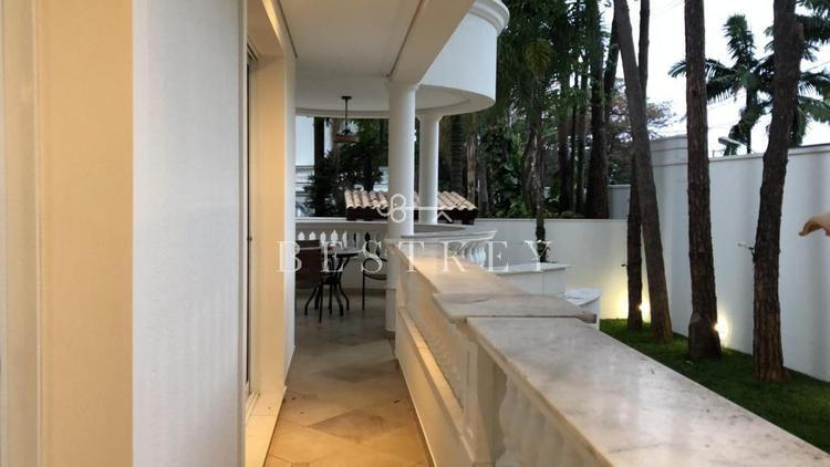 listing-img