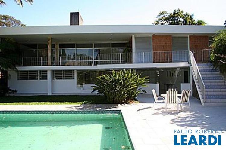 listing-img