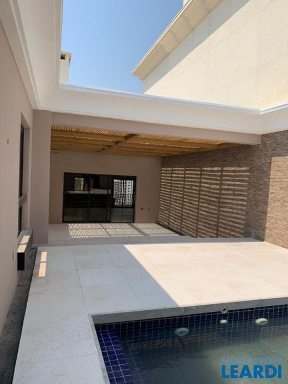 listing-img