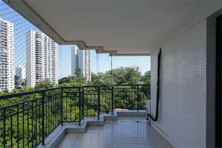 listing-img