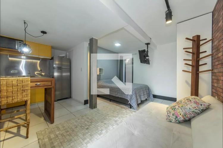 listing-img
