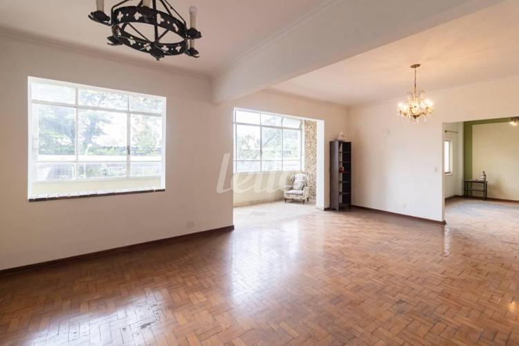 listing-img