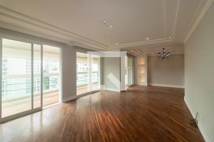 listing-img