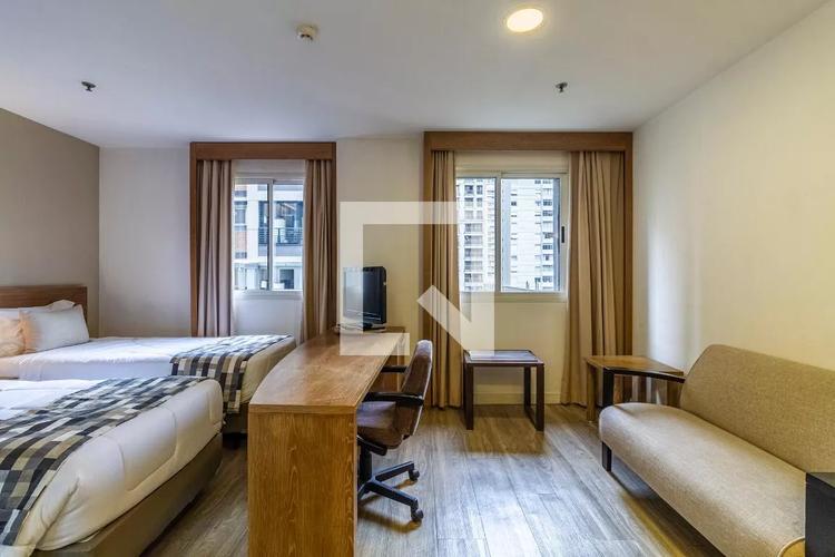 listing-img