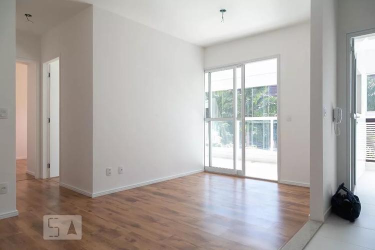 listing-img