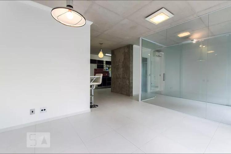 listing-img