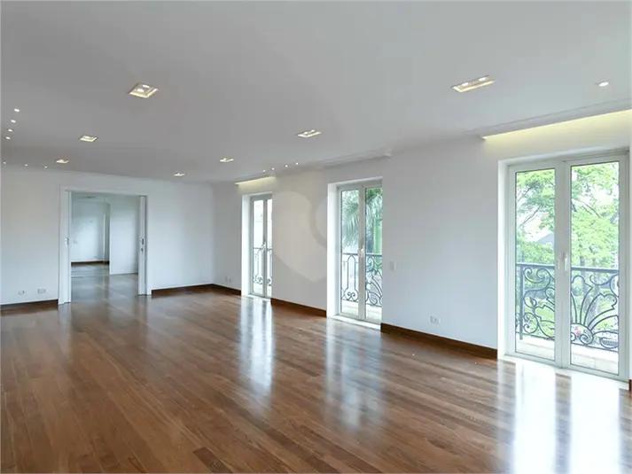 listing-img