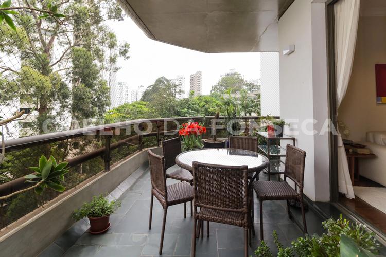 listing-img