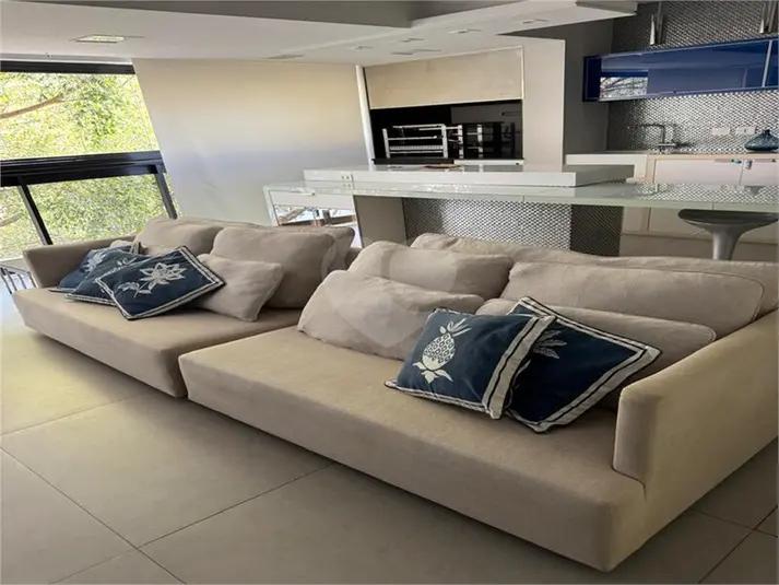 listing-img