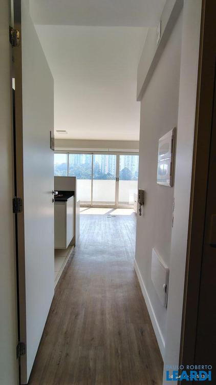 listing-img