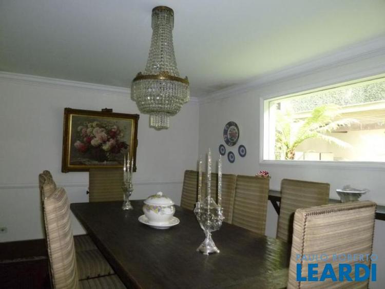 listing-img