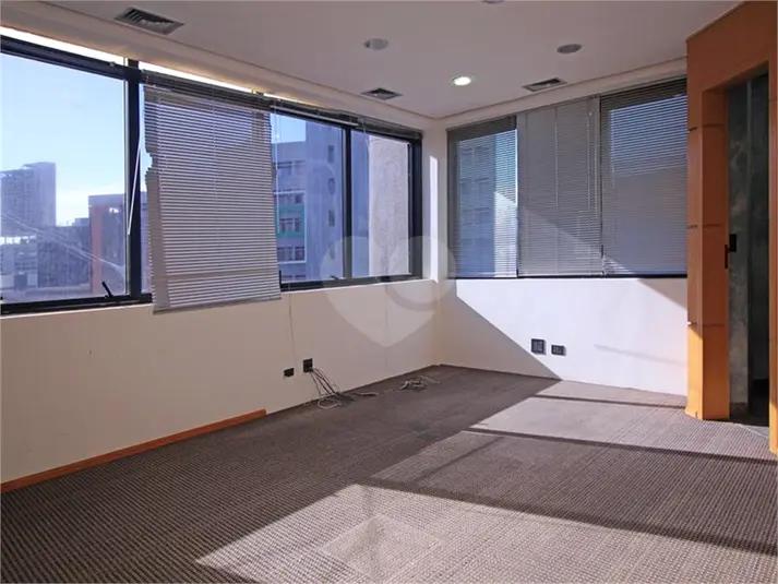 listing-img