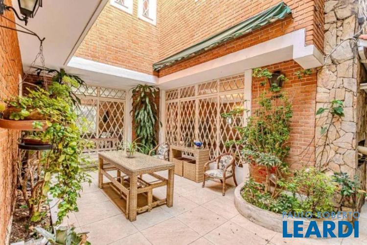 listing-img