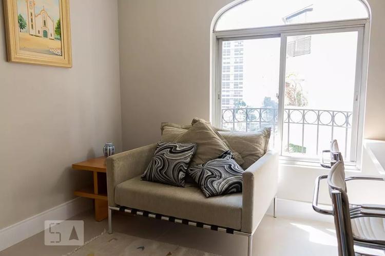 listing-img