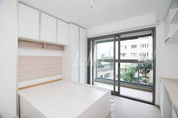listing-img
