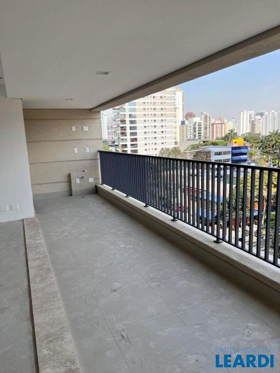 listing-img