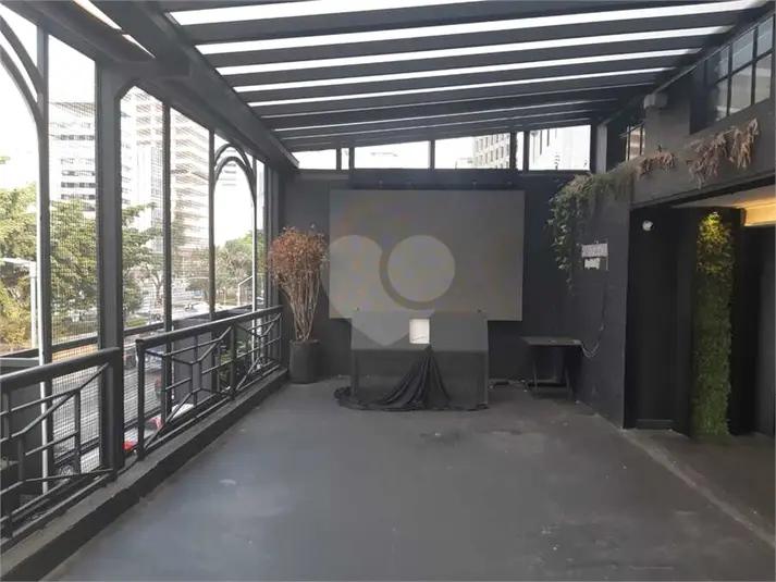 listing-img