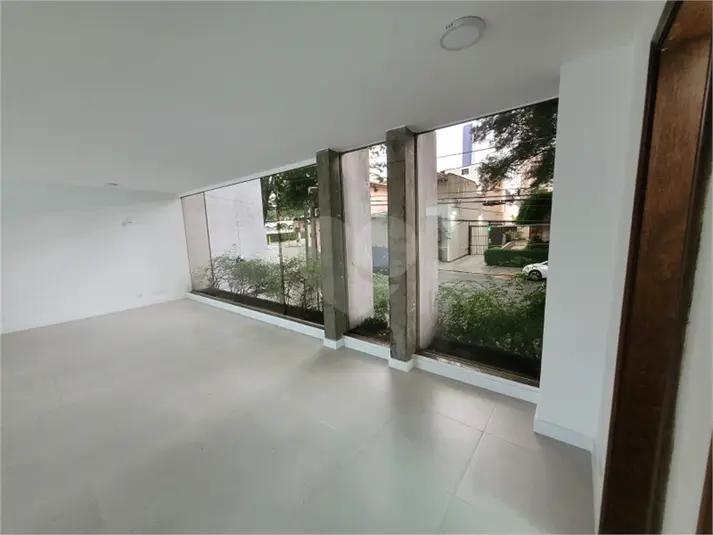 listing-img