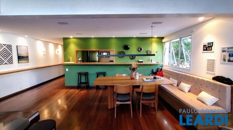 listing-img