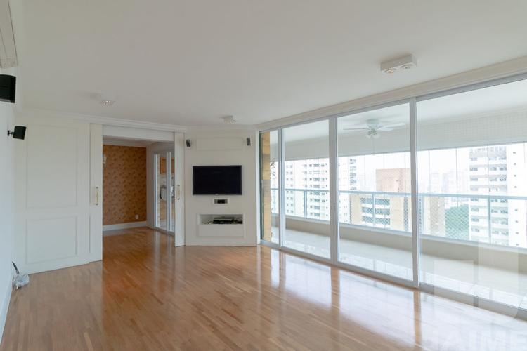 listing-img