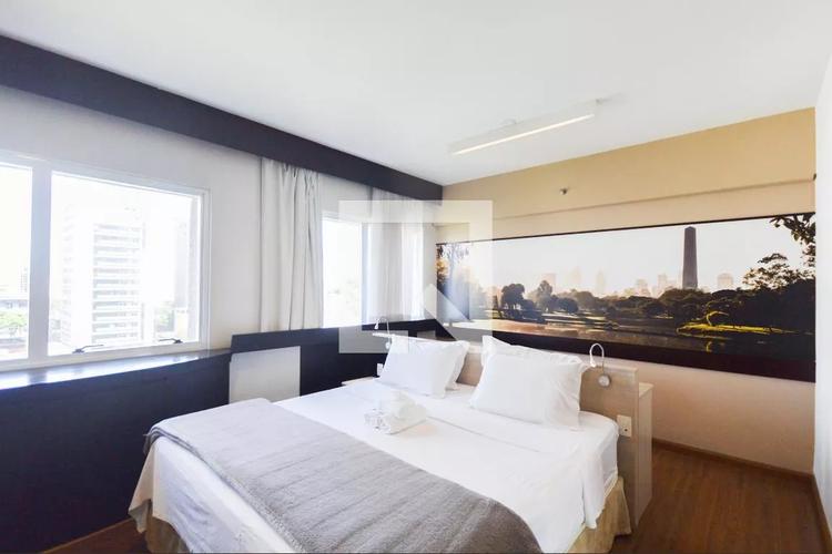 listing-img
