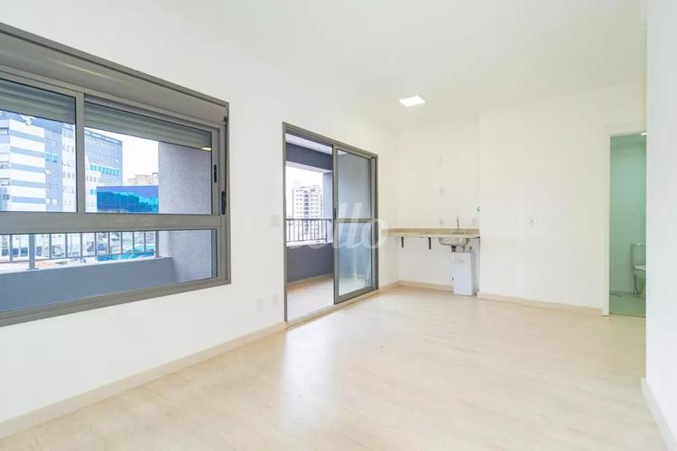 listing-img