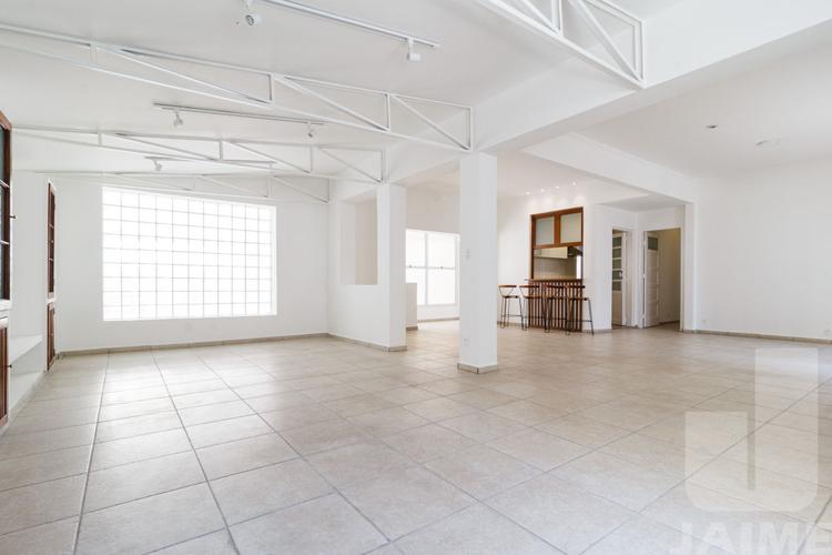 listing-img