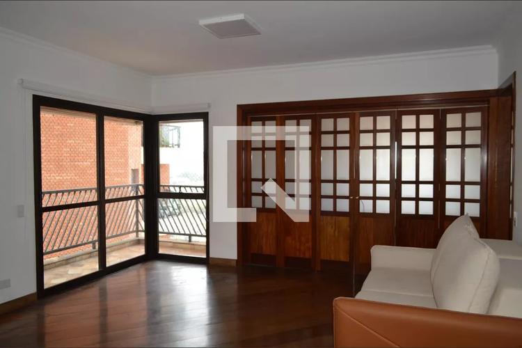listing-img