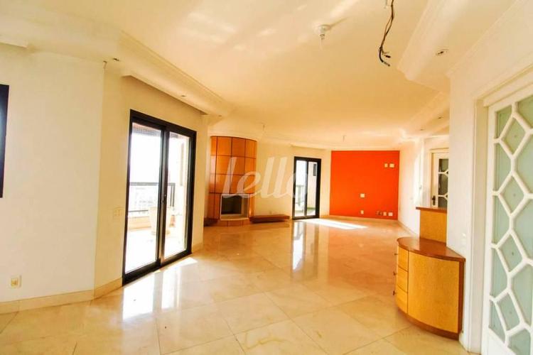 listing-img
