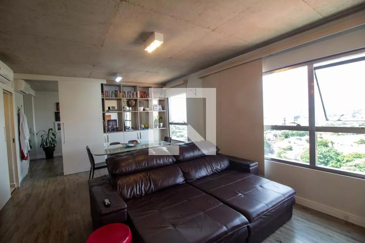 listing-img