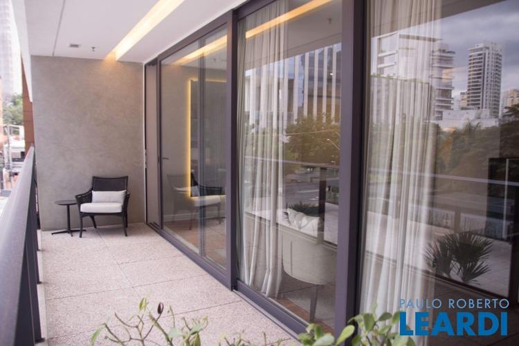 listing-img