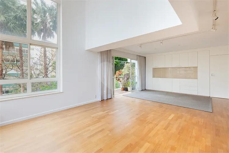 listing-img