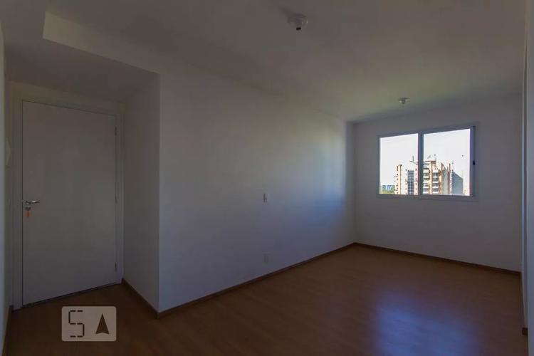 listing-img