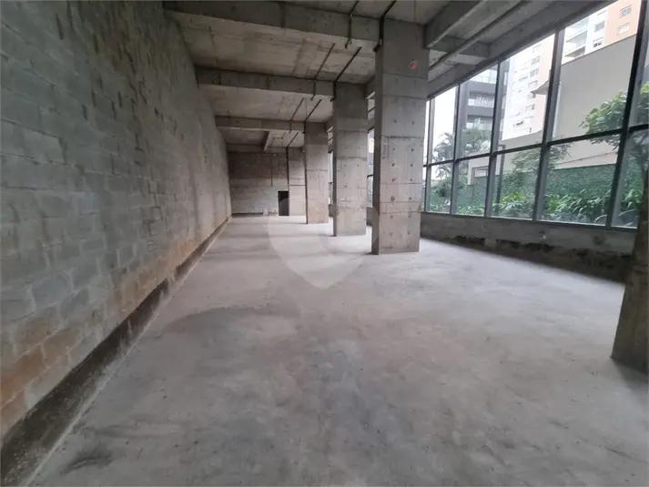 listing-img