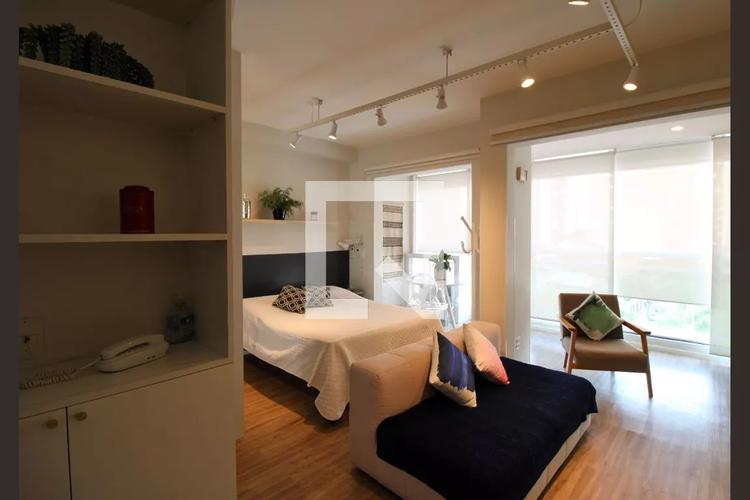 listing-img